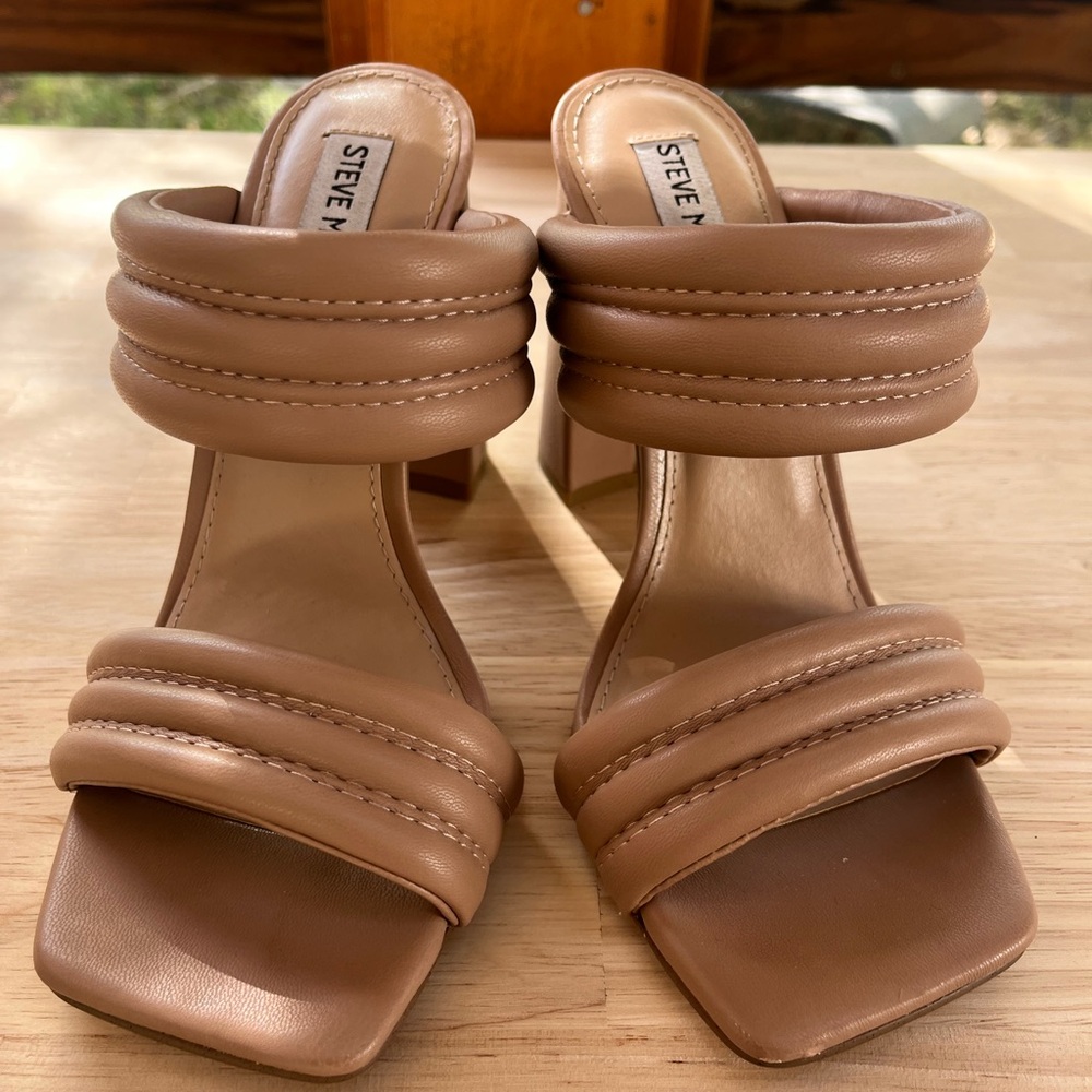 Steve Madden Nude Tan Square Toe Heels